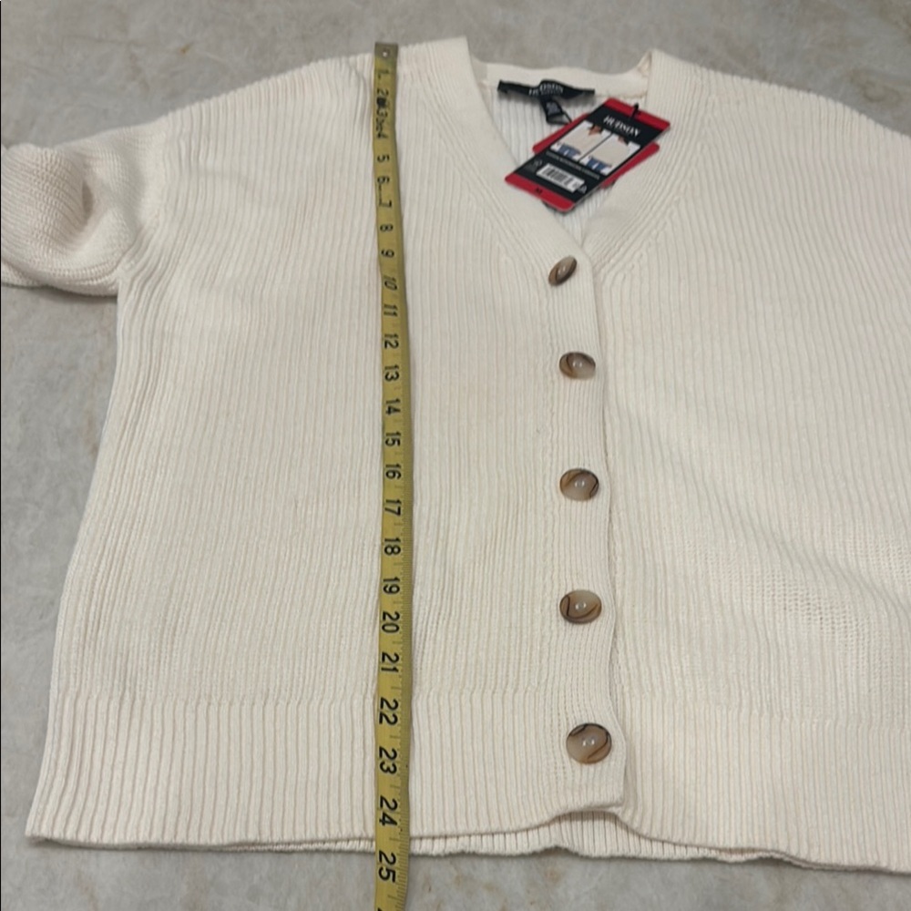NWT. Hudson LA White Cotton Button-Up V-Neck Cardigan Sz M - Picture 10 of 10